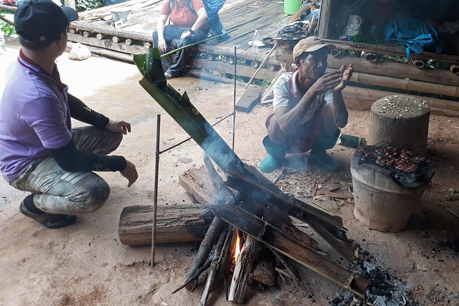 1 Day Trekking Group Tour With Bamboo Cooking / Chiang Rai - Guide quality makes a real difference