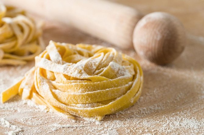 3 in 1 Cooking Class near Navona: Fettuccine, Ravioli & Tiramisu - Quick takeaways before you book