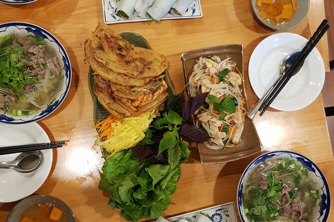 5 traditional dishes Da Nang cooking class with market trip - From demonstrations to a shared meal