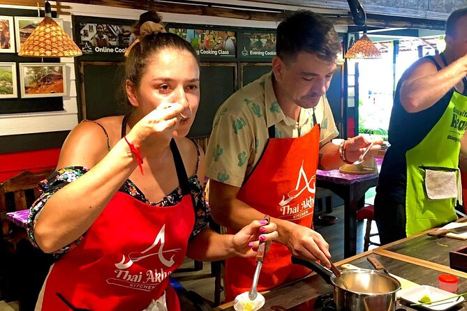 6-Hour Akha Tribe Culture and Cooking Class in Chiang Mai - On brings a friendly teaching style