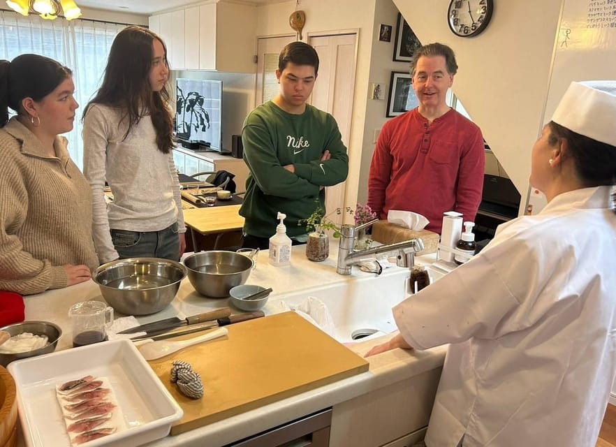 AKEMI's SUSHiKiTCHEN: A fun sushi cooking lesson in Tokyo - Who will enjoy this most