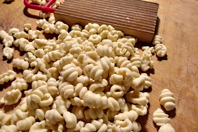 Alghero Home Cooking Pasta Class at a Farmhouse with Wine - Booking details that matter