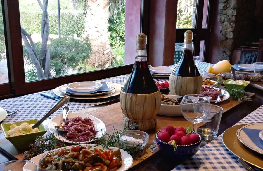 Alghero: Sardinian Home-Cooking Class and Meal - Should you book the Alghero pasta class?