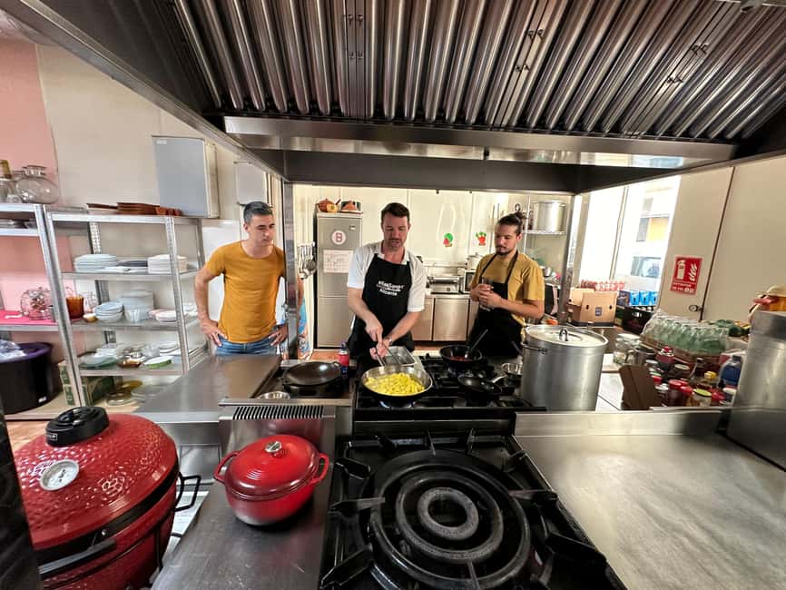 Alicante:Evening Spanish Tapas Cooking Class with Live Music - Practical tips for a better evening