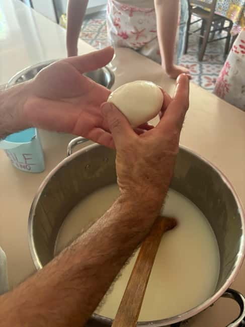 Amalfi Coast: Mozzarella, Pasta and Tiramisù Cooking Class - Arriving at Via degli Ontanelli 13
