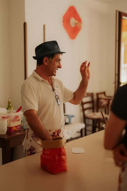 Amalfi: Tagliatelle, Mozzarella & Tiramisù Cooking Workshop - Who should book this Pianillo cooking class?
