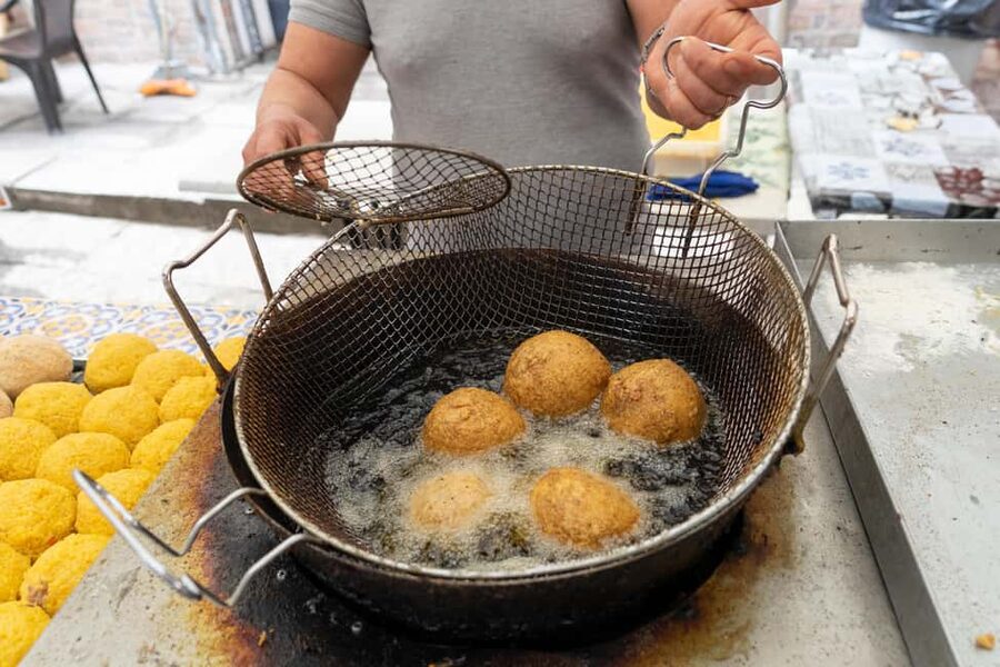 Arancino Cooking Class in Ortygia Syracuse - Shaping the arancini, the hands-on part