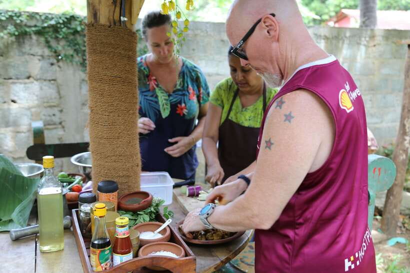 Arugam Bay Cooking Class : Sri Lankan Tradition - From Arugam Bay to Panama village