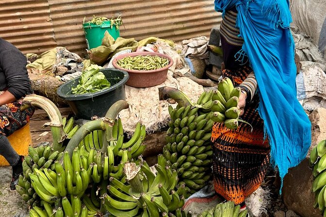 Arusha: Traditional Tanzania Cooking class& Food Market Tour - Choosing ingredients for your cooking lesson