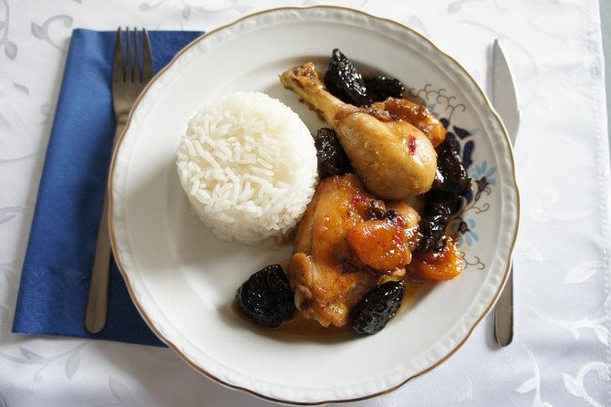 Authentic Jewish Cooking Class by a Professional chef - The three-course menu and what it tells you