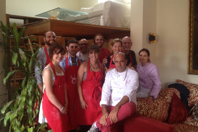 Authentic Roman Cooking Class & Market Experience - What the instructors do well