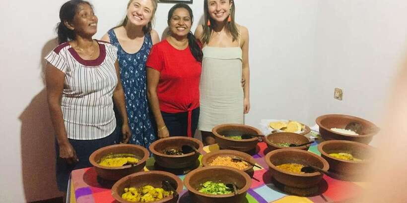 Authentic Sri Lankan Cooking Class in Kandy by Local Family - The three-hour schedule and its pace