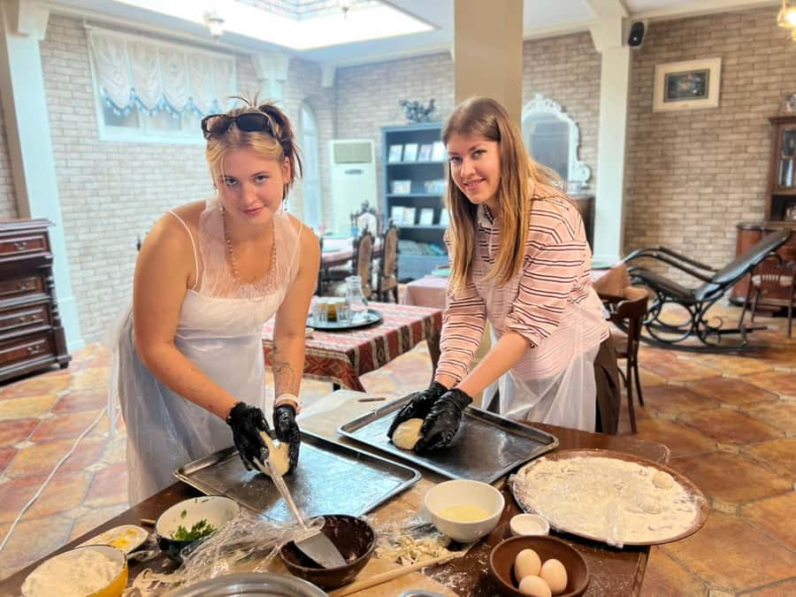 Azerbaijani Cooking Class & Old City Tour & Lunch - A morning that joins Baku’s stones and its kitchen