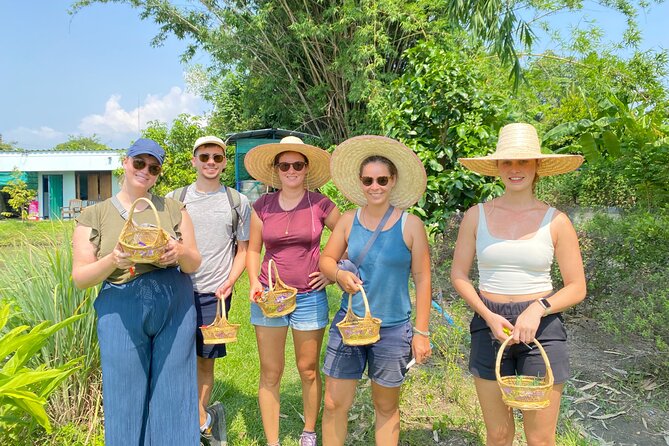Baan Farm Thai Cooking School Chiangmai - Cooking lunch or dinner at Baan Farm