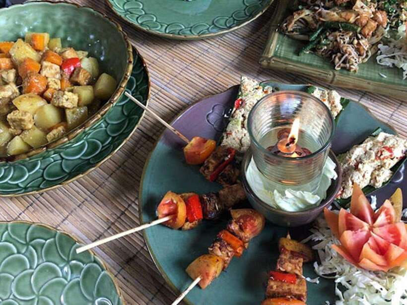 Balinese cooking class/Go shopping at the market, cook, eat - Why the $35 price makes sense