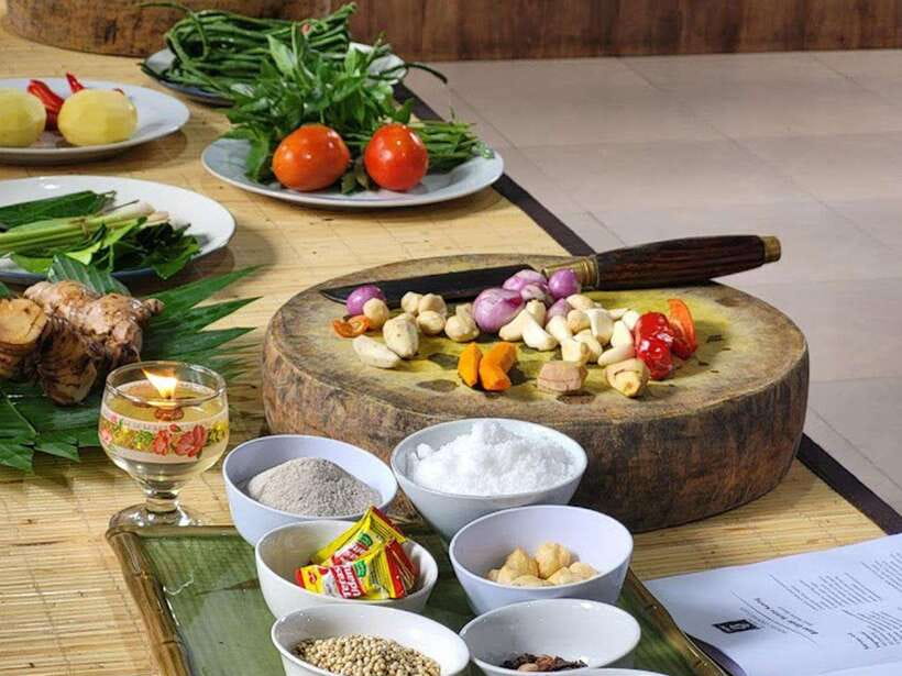 Balinese cooking class/Go shopping at the market, cook, eat - Hands-on cooking instead of a cooking demonstration