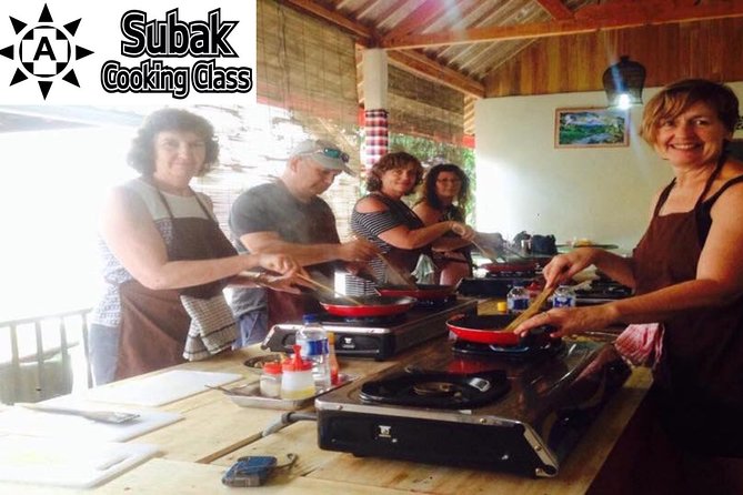 Balinese Ubud cooking school (9 Dish Cooking and Market Tour) - Cooking nine Balinese dishes, one station at a time