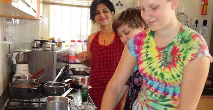 Bangalore: Traditional Cooking Classes & Dinner with Family - The important question: how hands-on is it?