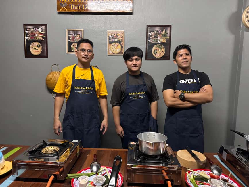 Bangkok: Authentic Thai Cooking Class with Local Host - What to bring and what you receive