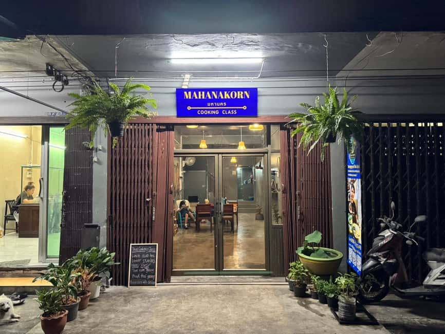 Bangkok: Authentic Thai Cooking Class with Local Host - Fresh ingredients and the logic of Thai flavor