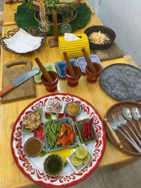 Bangkok Cooking Class : Traditional Thai dishes&Market Trip - Timing, price, and the practical trade-offs