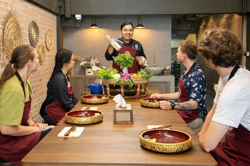 Bangkok: Cooking Class with Market Visit & Tuk Tuk Ride - Booking details worth knowing before you go