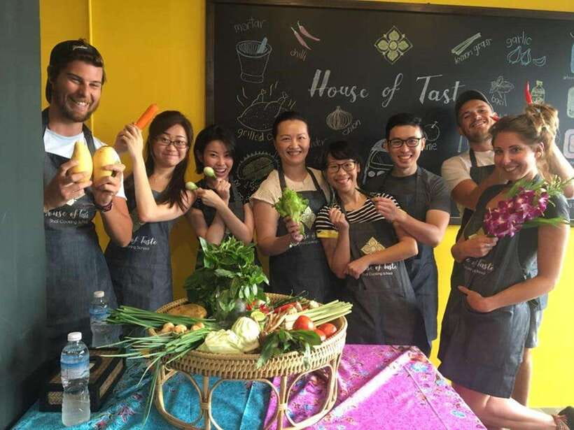Bangkok: Hands-on Thai Cooking Class and Market Tour - Dietary needs and ingredient substitutions