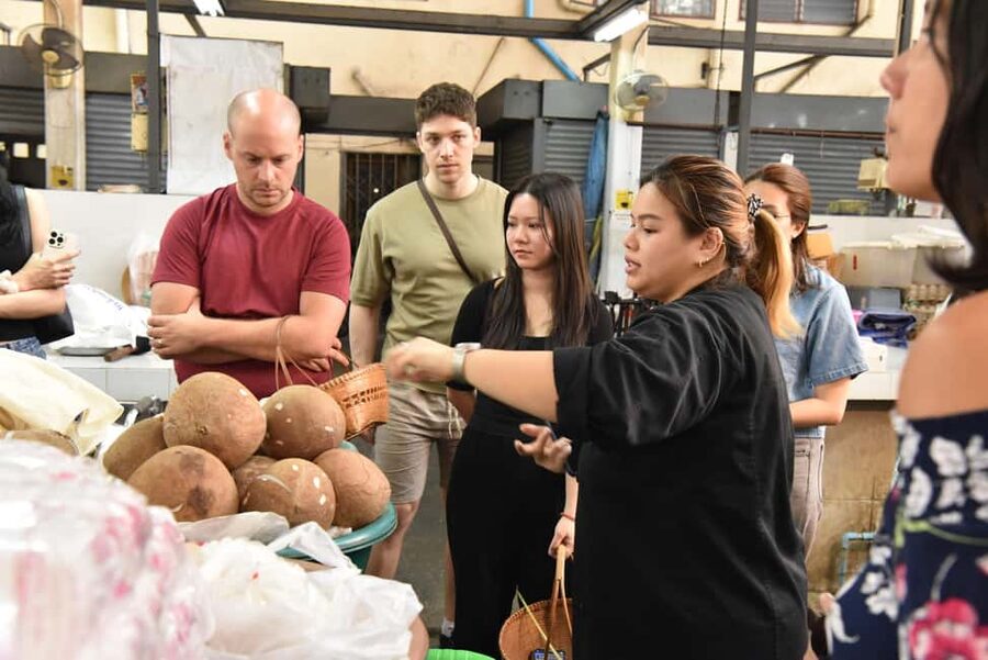 Bangkok: Hands-on Thai Cooking Class & Market Tour in Sathon - Key points to know
