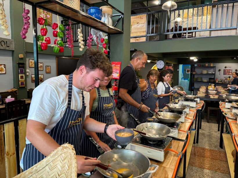 Bangkok: Tingly Thai Cooking School Half-Day Cooking Class - A hands-on class for nervous cooks