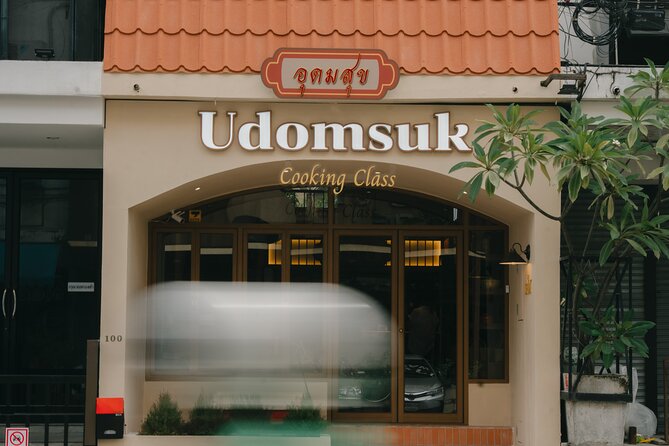 Bangkok Udomsuk Thai Cooking Class with local market tour - Is $42.32 a fair price?