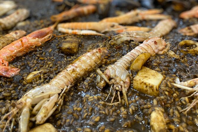 Barcelona: Black Ink Seafood Paella Cooking Class - Location, timing, and planning your visit
