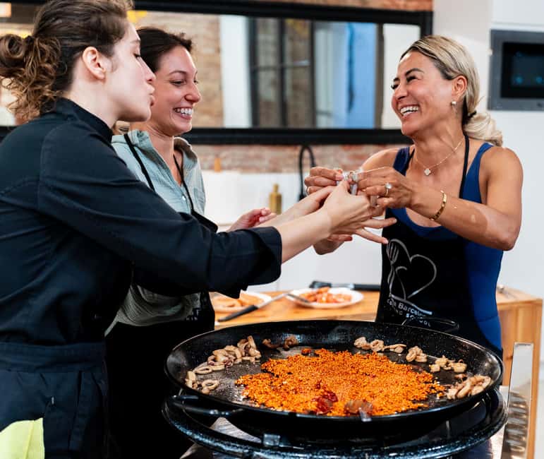 Barcelona Evening Cooking Class: 5-Course, 3 Paellas & Cava - The evening begins with cava and Catalan bites