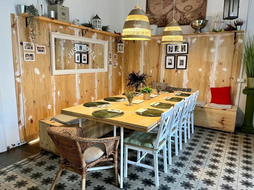 Barcelona: Paella Cooking Workshop and Market Tour - How long the four hours feel