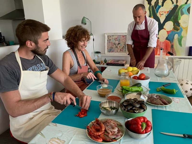 Barcelona: Paella Seafood Master Cooking Class with Sangria - What you actually cook during the 2.5 hours