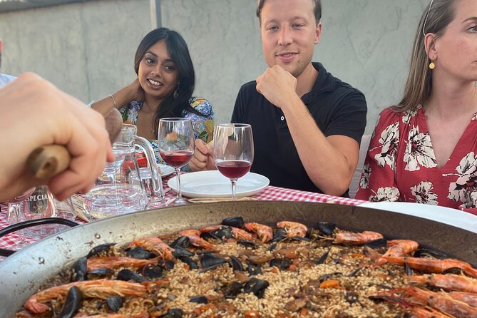 Barcelona Rooftop Paella Cooking Class with Sangria & Local Host - Key points at a glance
