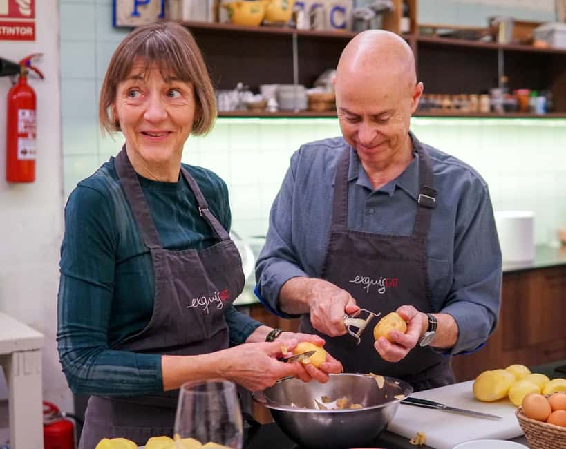 Barcelona: Tortilla de Patata Cooking Class & Unlimited Wine - Why tortilla de patata makes a good Barcelona class