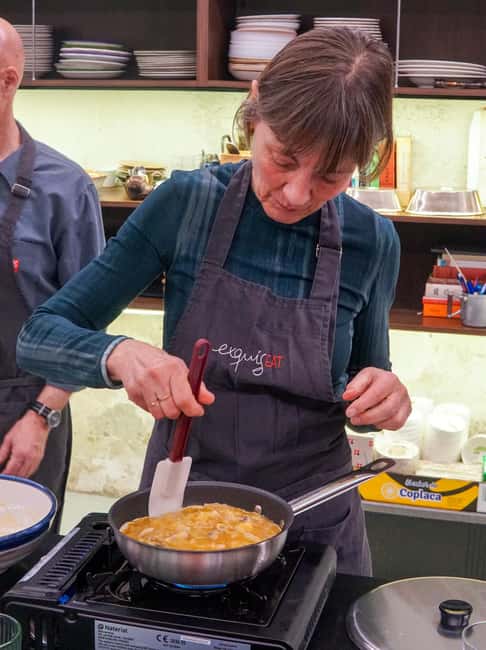 Barcelona: Tortilla de Patata Cooking Class & Unlimited Wine - What the $61 price gets you