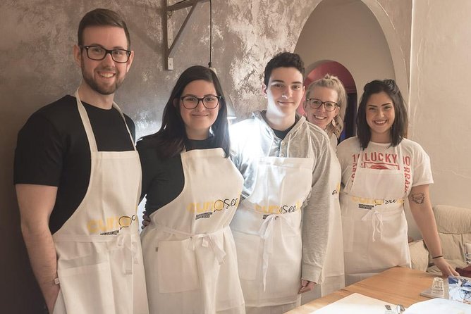 Bari: Home Cooking Class- Make Cavatelli & Capunti with Wine - Meeting Cristiana and Anna in a Bari home