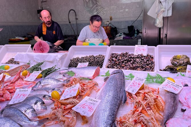 Basque Cooking Experience: Market Tour & Hands-On Class English - From Donostia’s tourism office to Mercado de la Bretxa