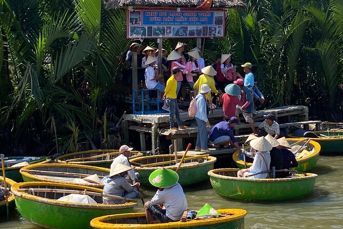 Bay Mau Cooking Class with Market Tour and Basket Boat Ride - Why the cooking class begins at the market