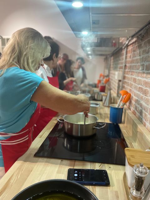 Bilbao: Basque Pintxos and Tapas Cooking Class - The ingredient introduction sets the tone