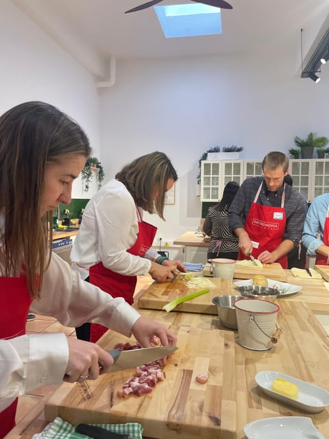 Bilbao: Basque Pintxos and Tapas Cooking Class - Local wine turns the lesson into a meal