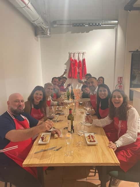 Bilbao: Immersive Basque Cooking Class - Who should book this experience