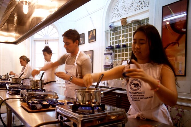 Blue Elephant Sathorn Bangkok Cooking School with Michelin Guide - Four dishes in a fully equipped kitchen