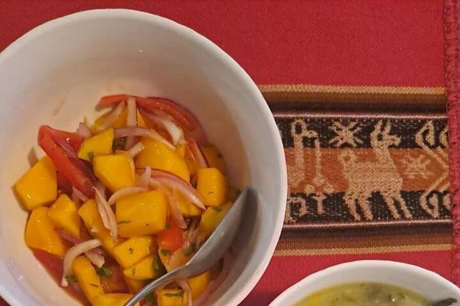 Bogotá: Colombian Cooking Class with Market Visit - Preparing three typical Colombian dishes