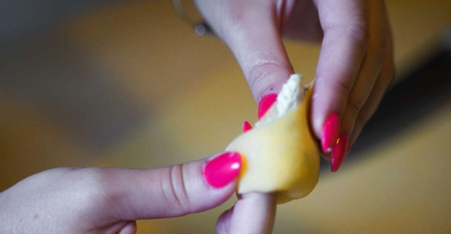 Bologna: Pasta Tagliatelle al Ragu Cooking Class with Wine - Why this Bologna pasta class feels different