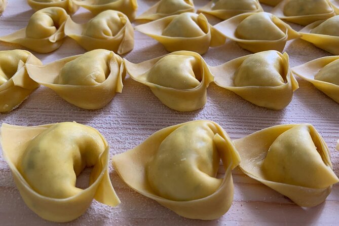 Bolognese Cooking Class with Margherita in the Historic Center - Key points to know