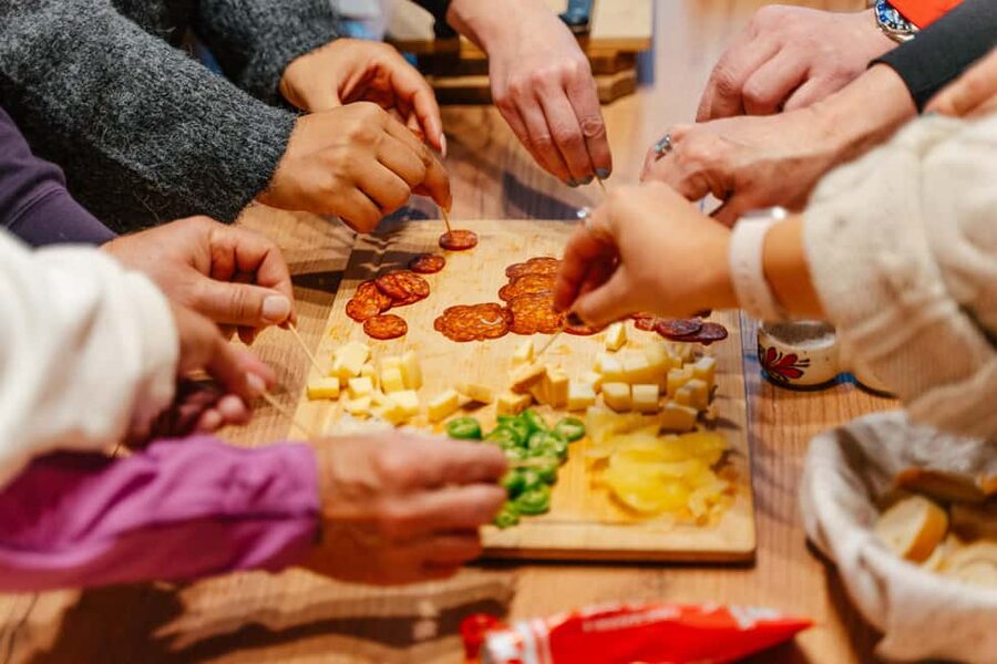Budapest: Small-Group Cooking Class & Market Tour with Local - Should you book Foodapest?