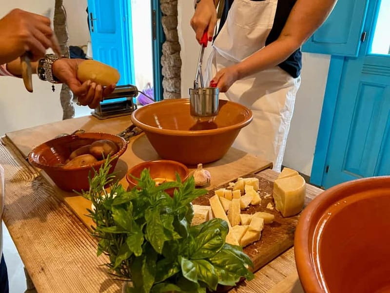 Cagliari: Cooking Class - How the experience compares with a restaurant meal