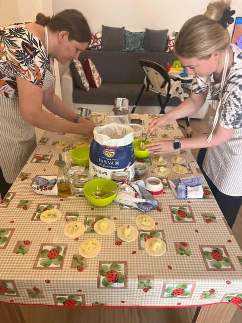 Cagliari Home Cooking Class: Pasta, Wine & Sardinian Flavors - Making Sardinian pasta in a real home kitchen